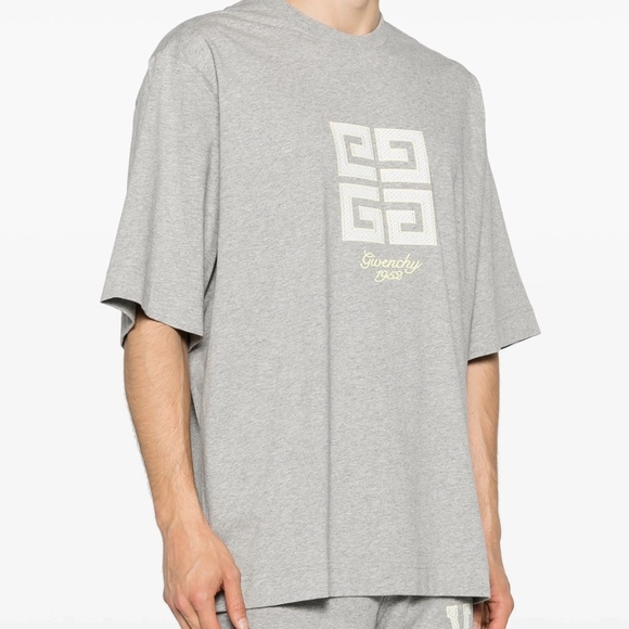 size XL Givenchy 4G Motif T-Shirt Grey Melange - Picture 4 of 10